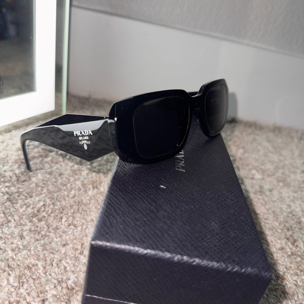 Prada Elegant Black Rectangular Sunglasses